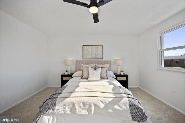 Building Photo - 6909 Doublebrand Ct