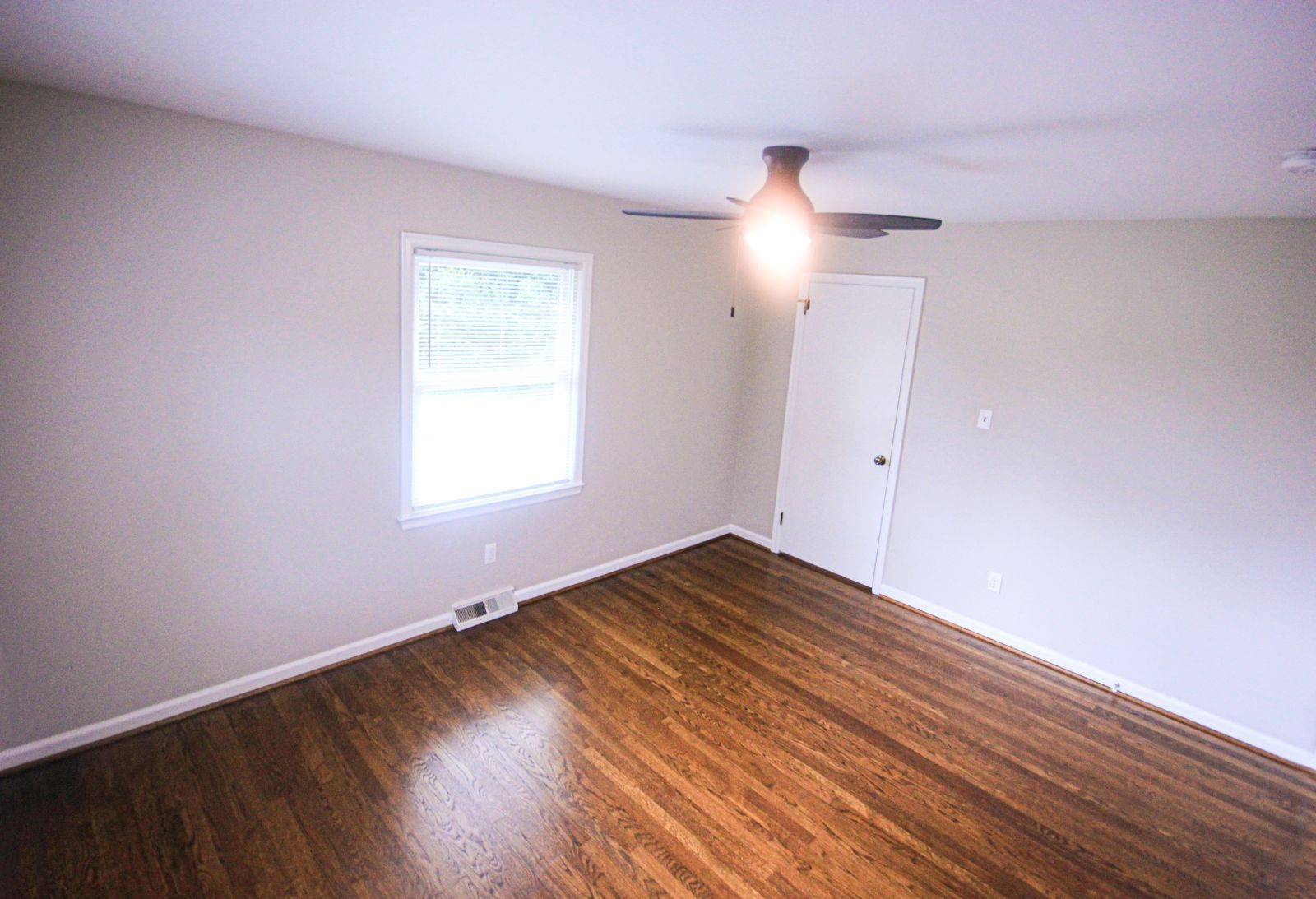 Master Bedroom - 834 Raven Rd