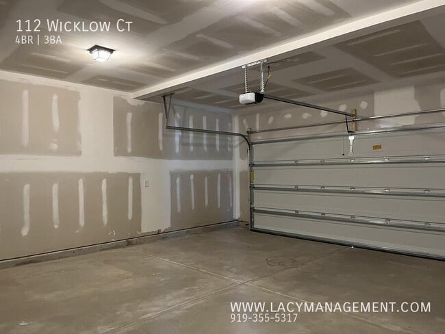 Building Photo - 112 Wicklow Ct
