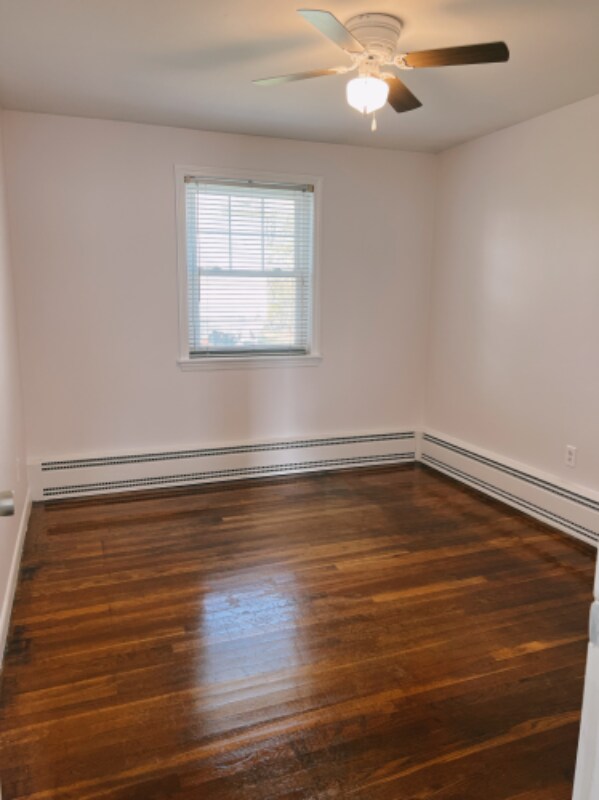 Building Photo - 45 Bedford Ave