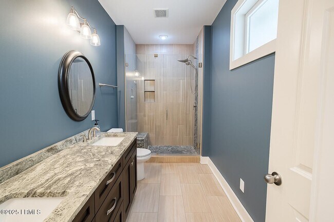 Building Photo - 29 Downing Dr