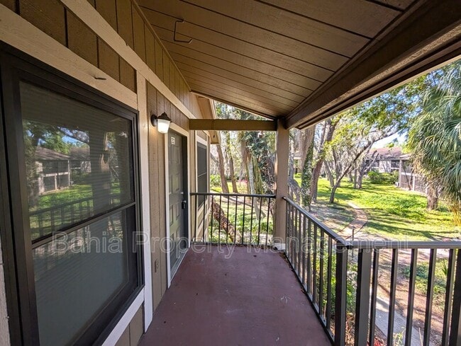 Building Photo - 14211 Shadow Moss Ln