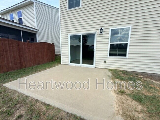 Building Photo - 406 Eclipse Ln