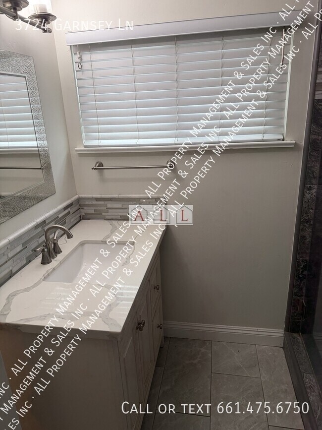 Building Photo - 3724 Garnsey Ln