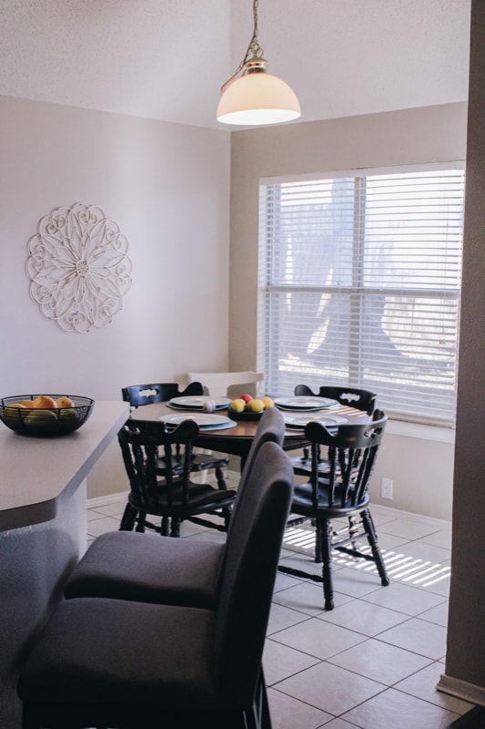 Building Photo - 2610 Wandering Oak Dr