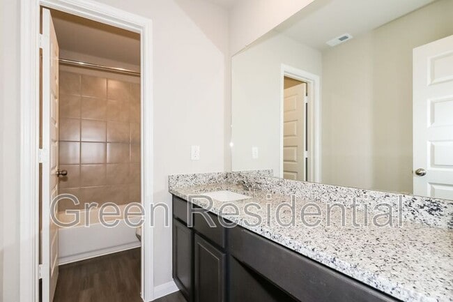 Building Photo - 5107 Shelby Katherine Dr