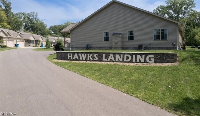 Building Photo - 24 Hawks Lndg