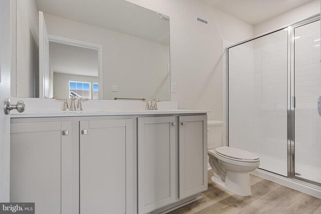 Building Photo - 69 Alexander Wy