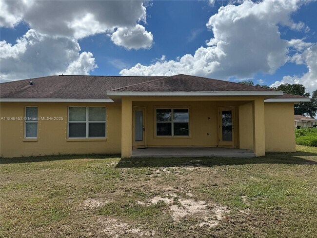 Building Photo - 13755 SW 48th Ct