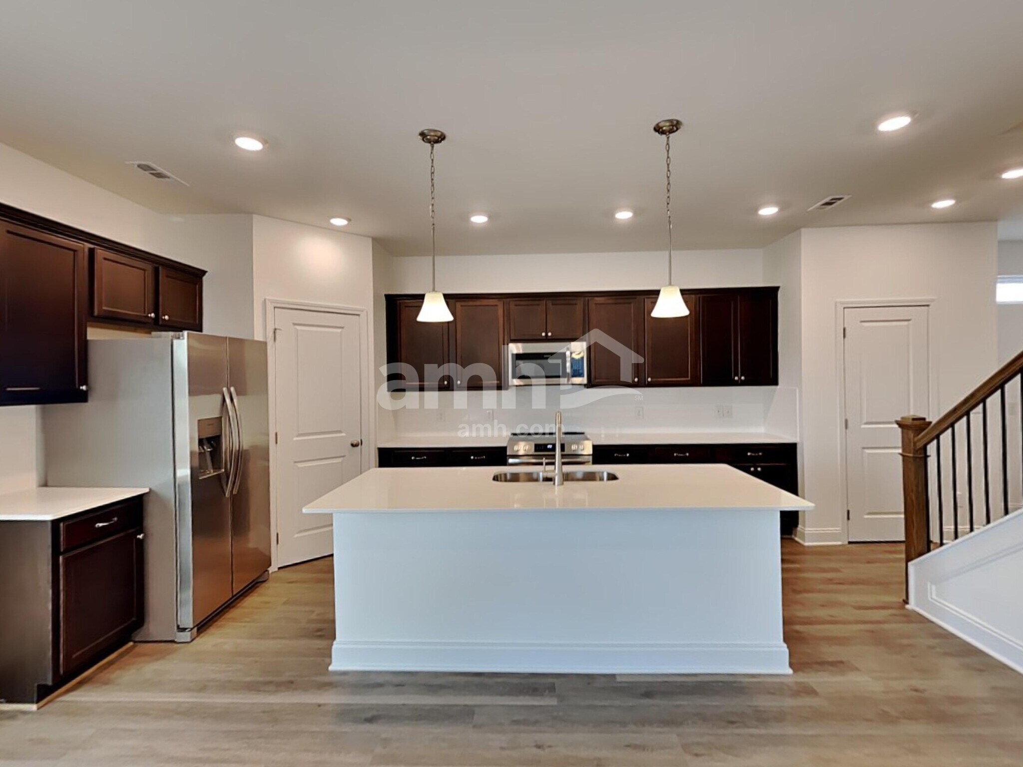 Building Photo - 243 Marin Dr