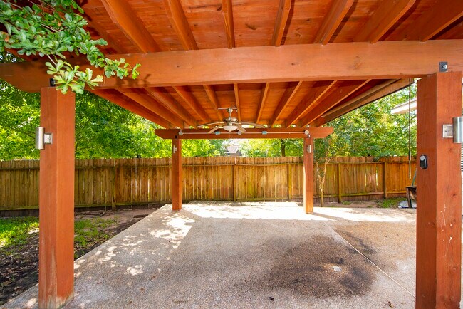 Building Photo - 46 N Planchard Cir