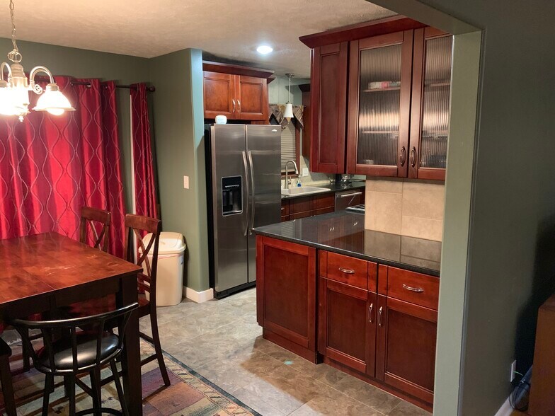 Building Photo - 1921 N 67th St