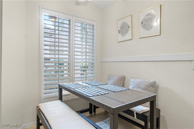 Building Photo - 348 Carinosa Ct