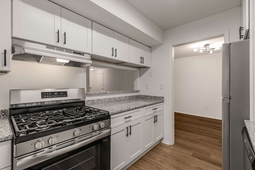 Building Photo - 1017 Dunbar Dr