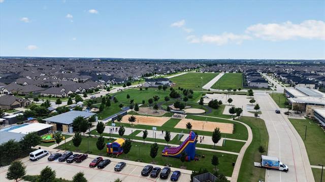 Building Photo - 7213 Willow Thorne Dr