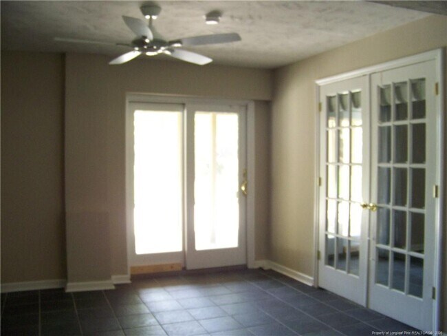 Building Photo - 6829 Towbridge Rd