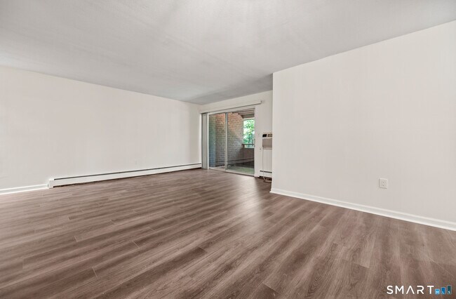 Building Photo - 38 Rambling Brook Ln