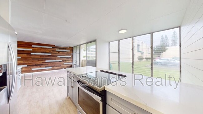 Building Photo - 95-021 Kuahelani Ave