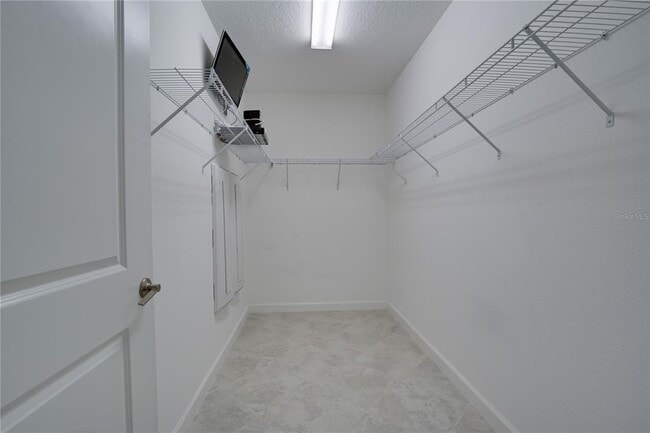 Building Photo - 16844 Whisper Elm St