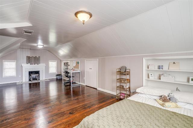 Building Photo - 3140 Rogers Ave