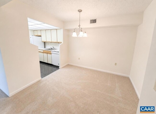 Building Photo - 122 Turtle Creek Rd
