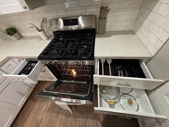 Building Photo - 2507 Moss Cir