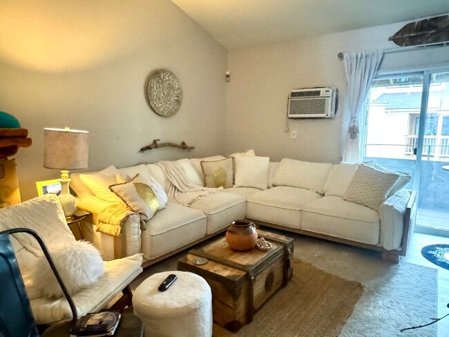 Building Photo - 137 Burgundy Hill Ln