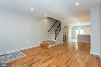 Building Photo - 2052 Gerritt St