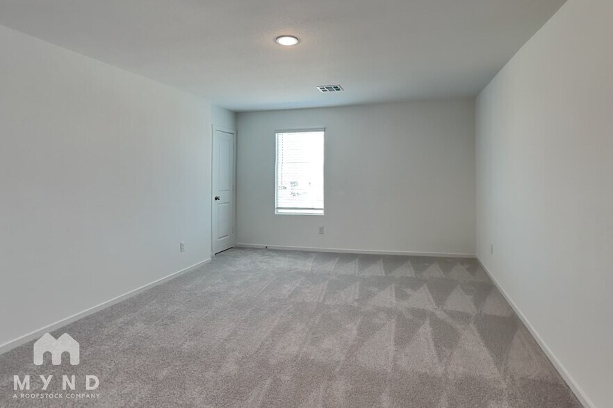 Building Photo - 7109 Aqua Marine