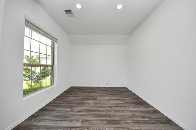 Building Photo - 1351 Antigua Dr