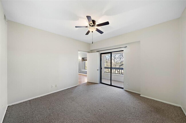 Building Photo - 2207 S Braeswood Blvd