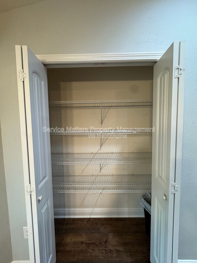 Building Photo - 5529 Cane Syrup Cir