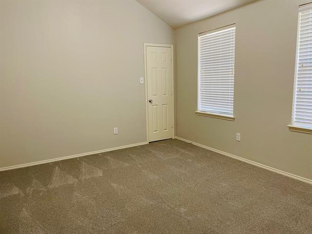 Building Photo - 5721 Mariposa Dr