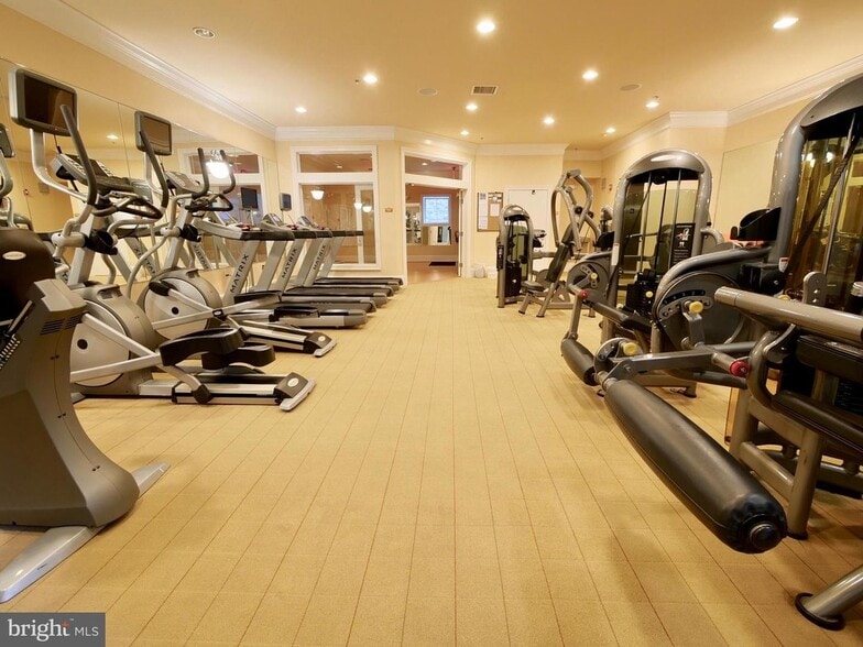 Building Photo - 213 Cornerstone Dr