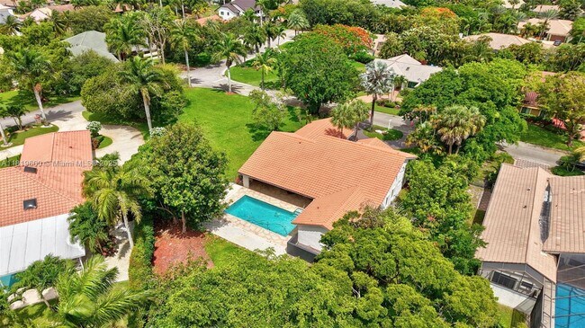 Building Photo - 8360 NW 51st Ct