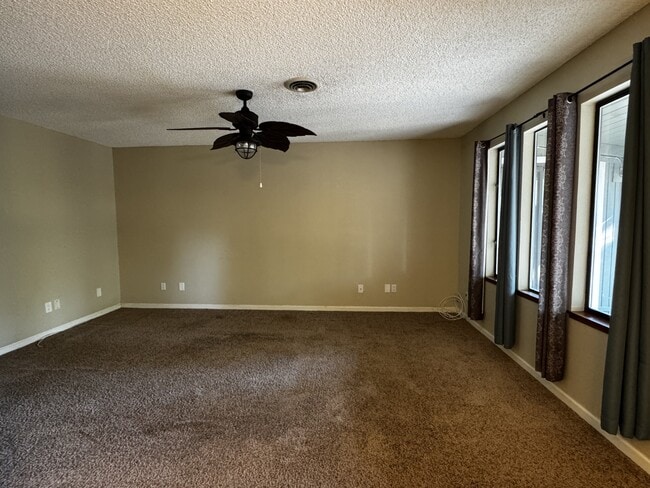 Building Photo - 1591 Christifer Ln