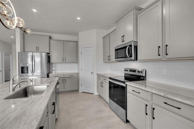 Building Photo - 17821 Cantarina Cove