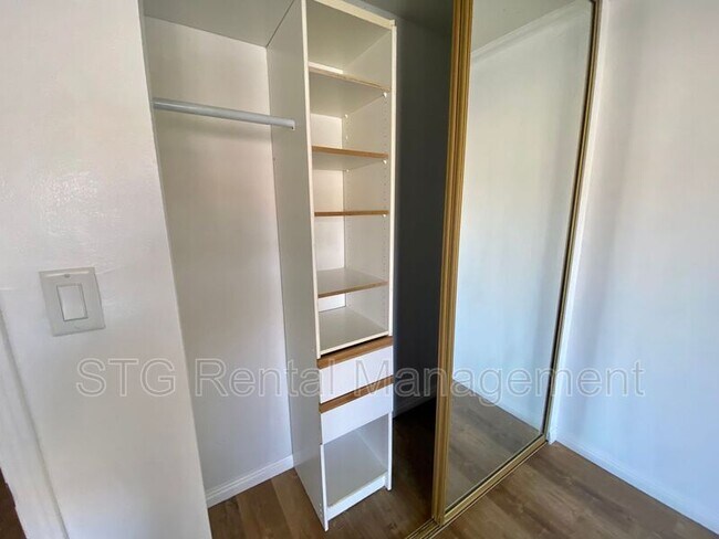 Building Photo - 325 S 200 E