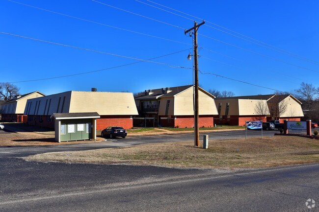 Building Photo - Parkside Apartments