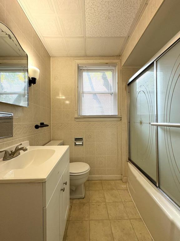 Building Photo - 7 Howe St