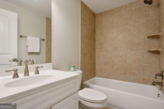 Building Photo - 1316 Egan Way