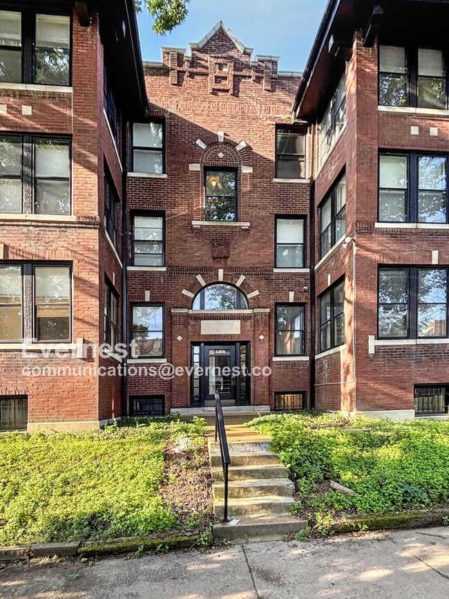 Building Photo - 4166 Russell Blvd