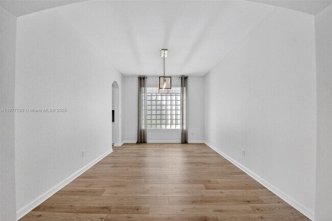 Building Photo - 7176 Sandgrace Ln