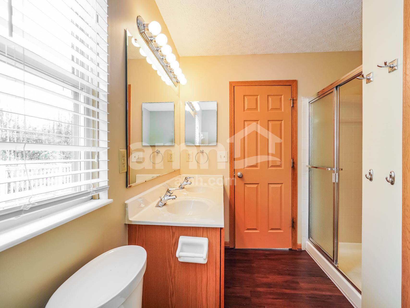 Building Photo - 8135 Arbor Rose Way