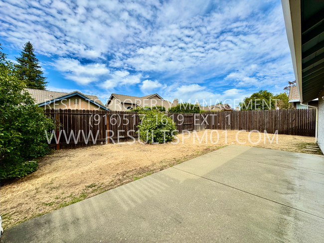 Building Photo - 3 Bedroom 2 Bath Home in Rocklin - Availab...