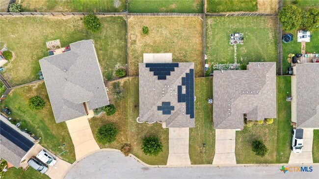 Building Photo - 1217 Roanoke Dr
