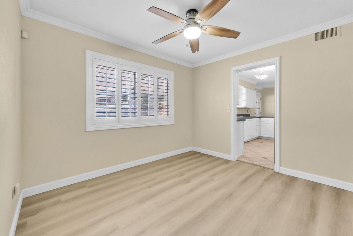 Building Photo - 175 Masters Ave