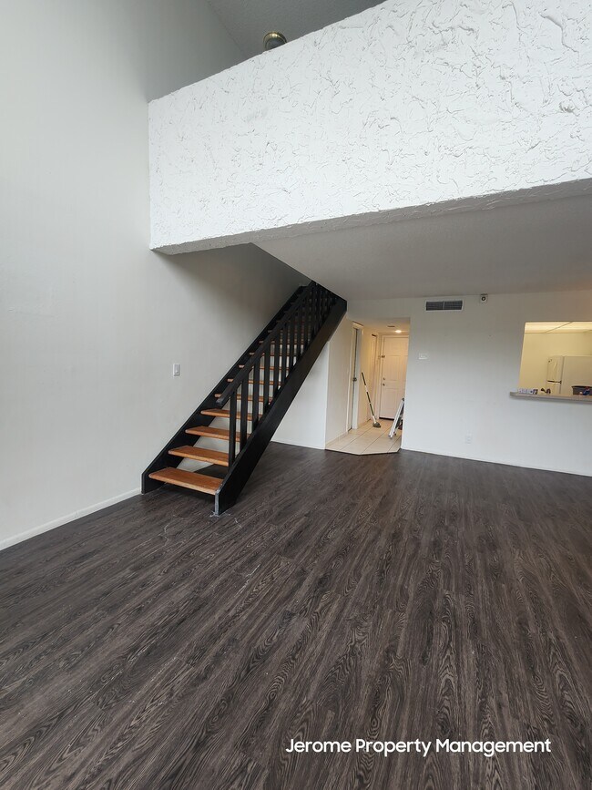 Building Photo - 18111 NW 68th Ave