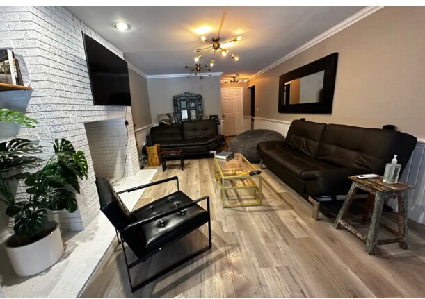 Building Photo - 1215 Glacier Stage Ln