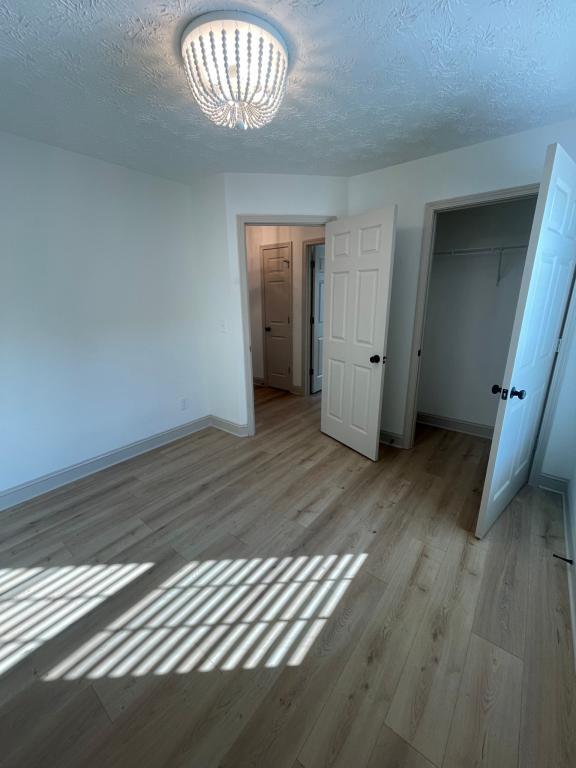Building Photo - 13003 Sunset Dr